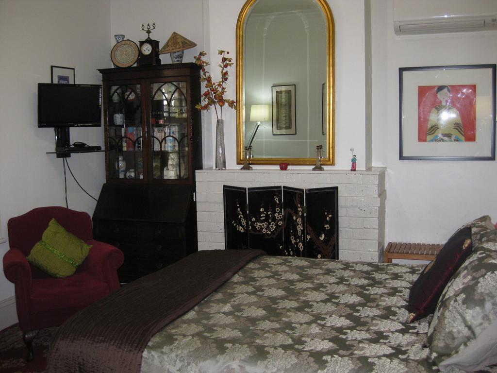 Three Chimneys Bed And Breakfast Boutique Guest House Όλμπανι Δωμάτιο φωτογραφία